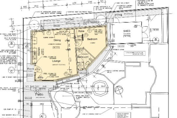 Floor Plan: Irregular footprint highlighted in orange                   